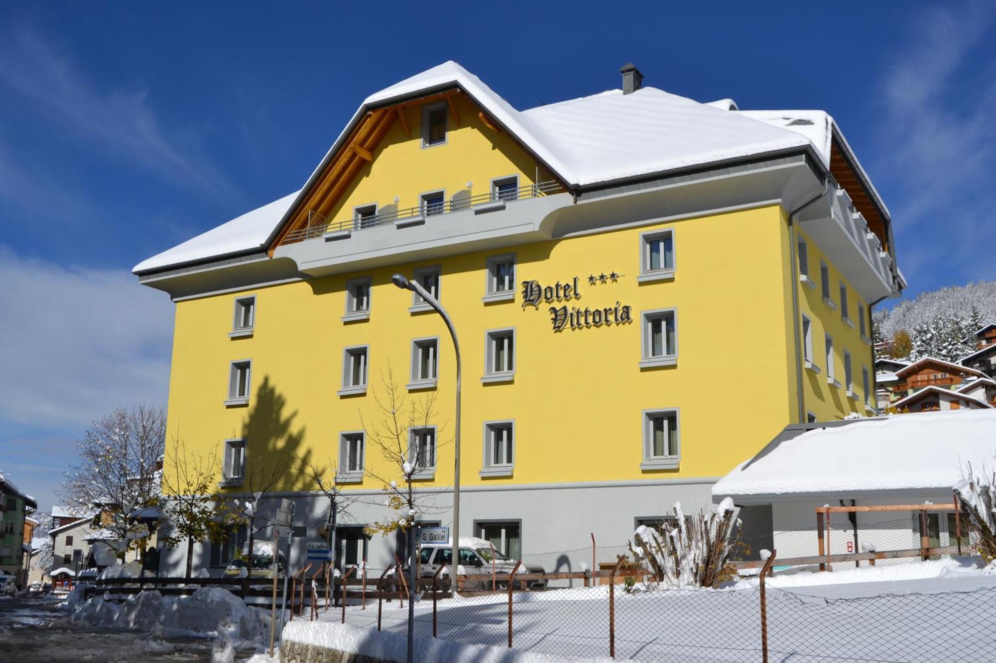 Hotel Vittoria Folgaria Eksteriør bilde