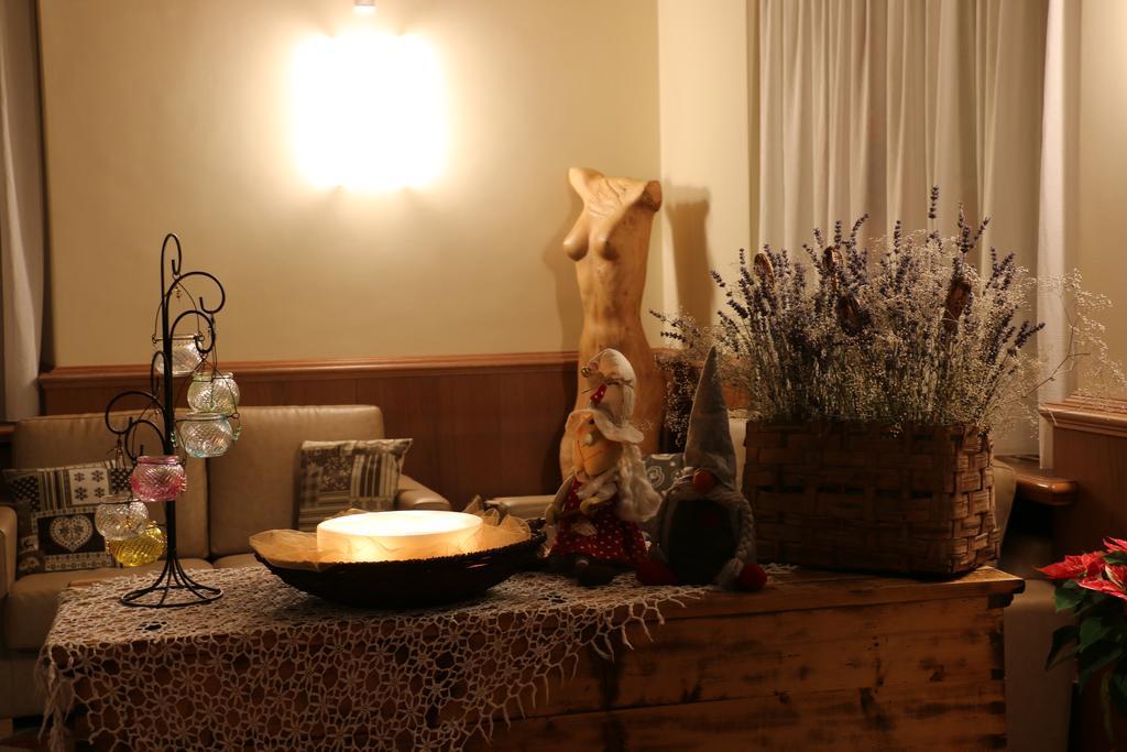 Hotel Vittoria Folgaria Eksteriør bilde