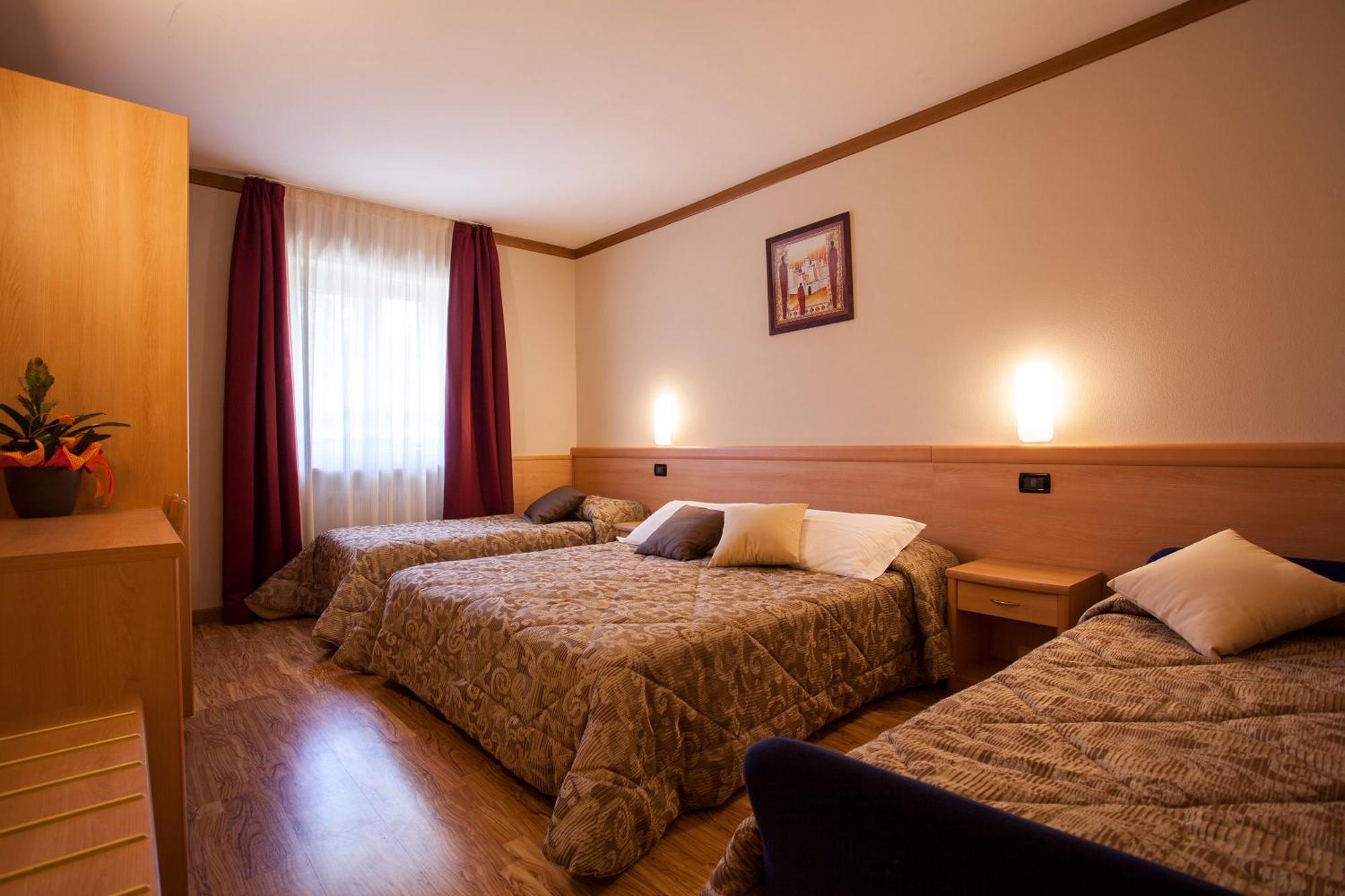 Hotel Vittoria Folgaria Eksteriør bilde
